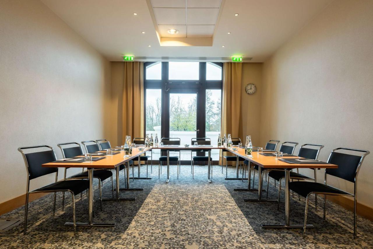 Radisson Blu Hotel Paris, Marne-la-Vallée Magny-le-Hongre Esterno foto Meeting room