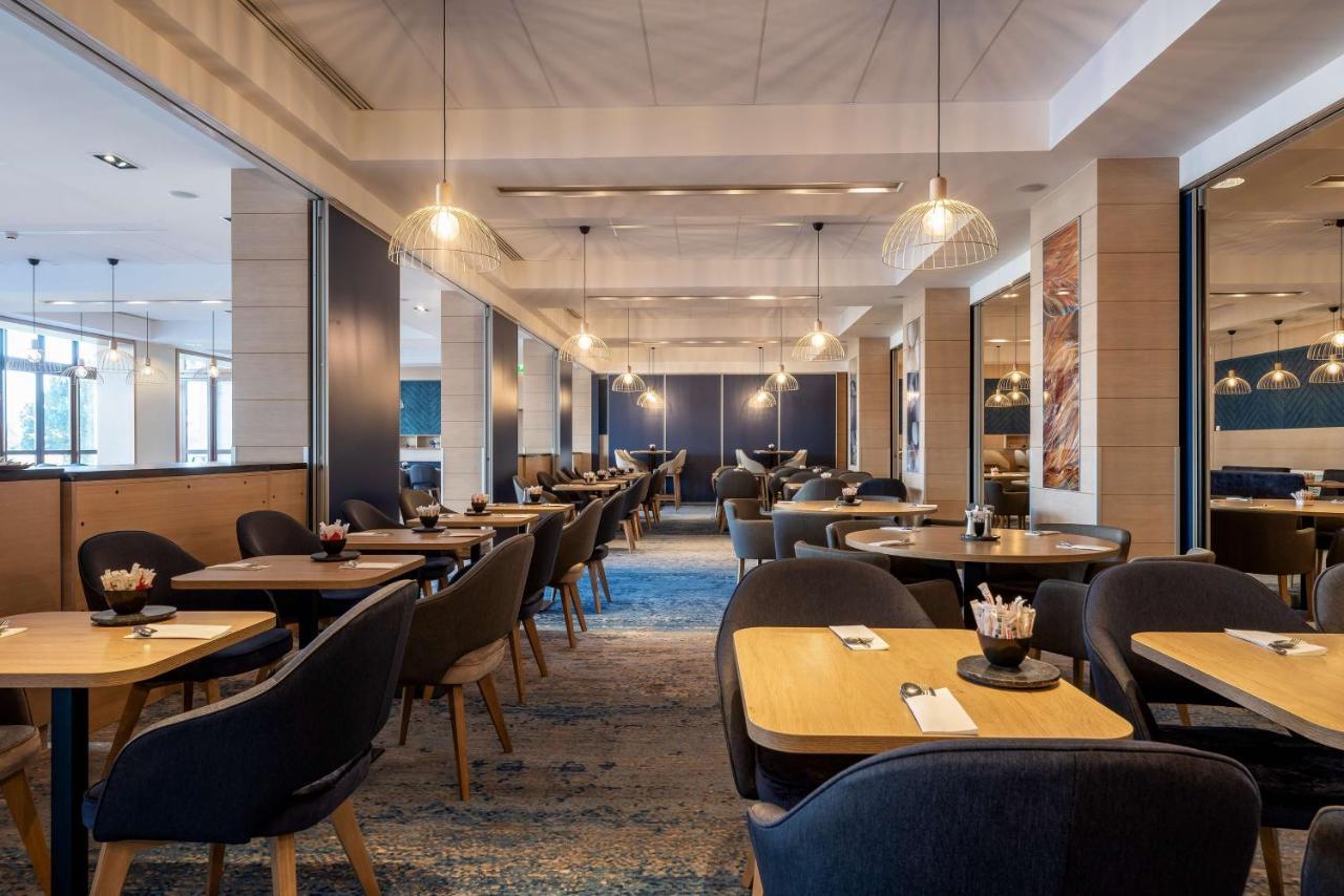 Radisson Blu Hotel Paris, Marne-la-Vallée Magny-le-Hongre Esterno foto Interior of the hotel