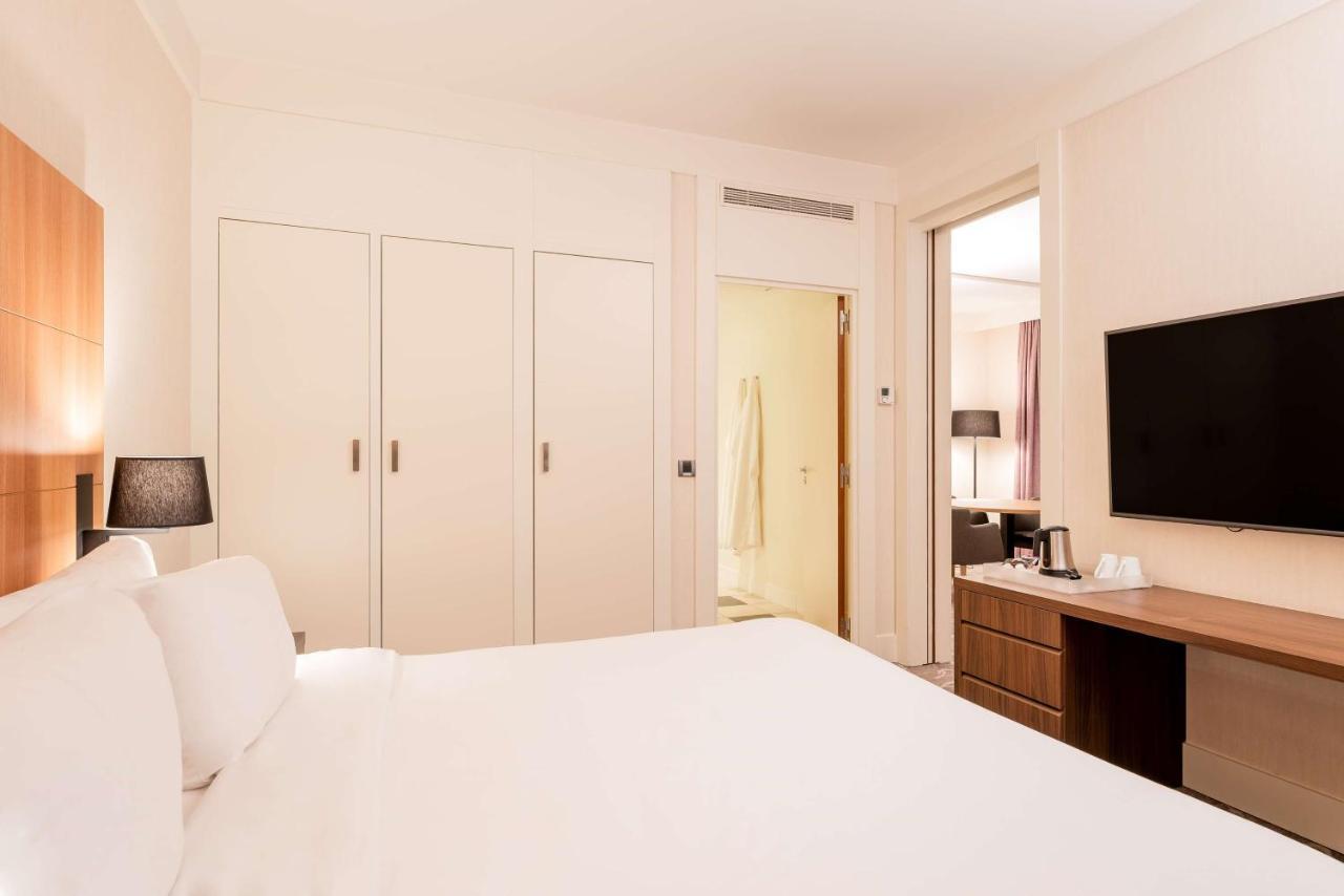 Radisson Blu Hotel Paris, Marne-la-Vallée Magny-le-Hongre Esterno foto Room interior